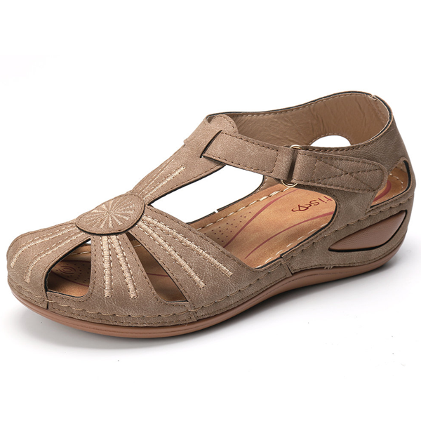 Sandali con zeppa comodi e casual